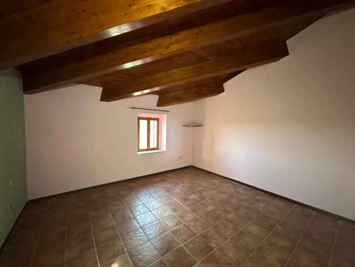 Image No.23-2 Bed Property for sale