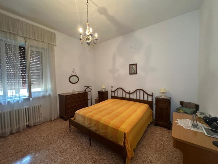 Image No.26-5 Bed Villa / Detached for sale