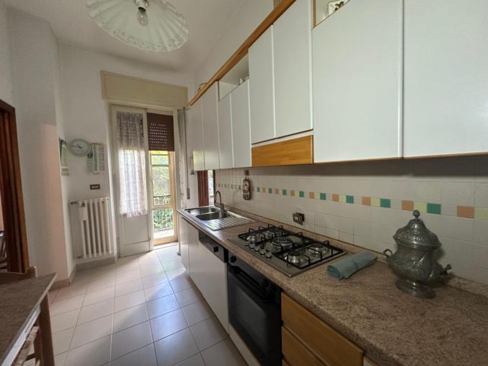 Image No.25-5 Bed Villa / Detached for sale