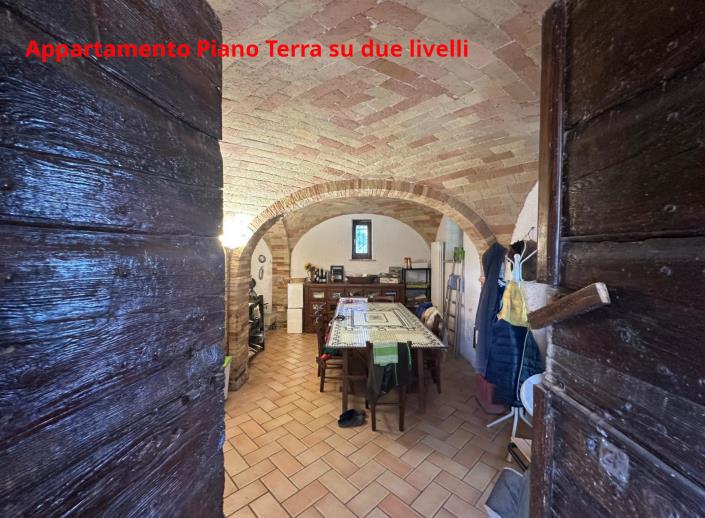 Image No.8-4 Bed Property for sale