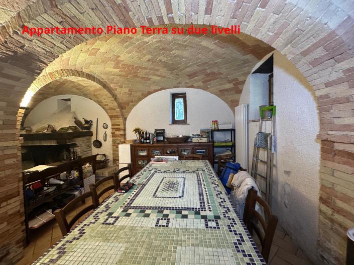 Image No.10-4 Bed Property for sale