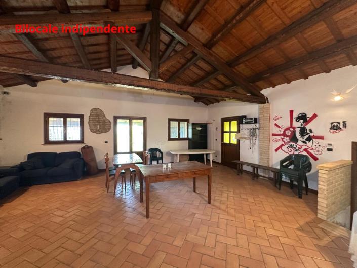 Image No.36-4 Bed Property for sale