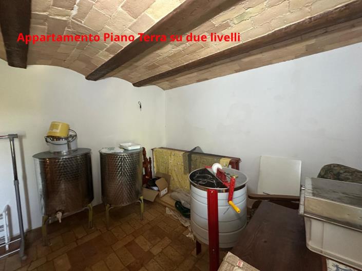 Image No.25-4 Bed Property for sale