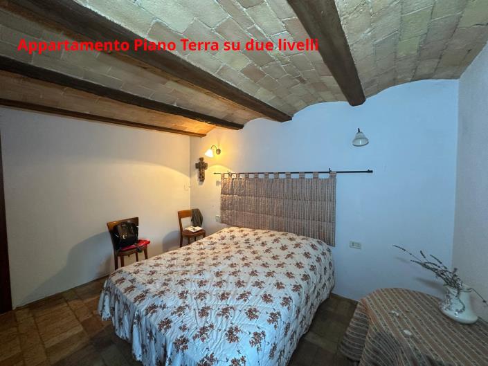 Image No.26-4 Bed Property for sale