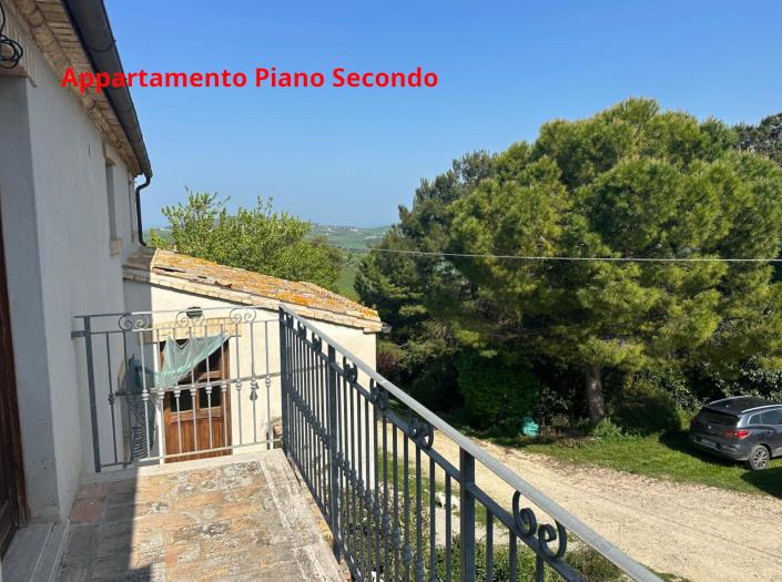 Image No.48-4 Bed Property for sale