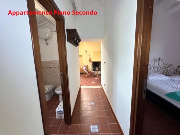 Image No.55-4 Bed Property for sale