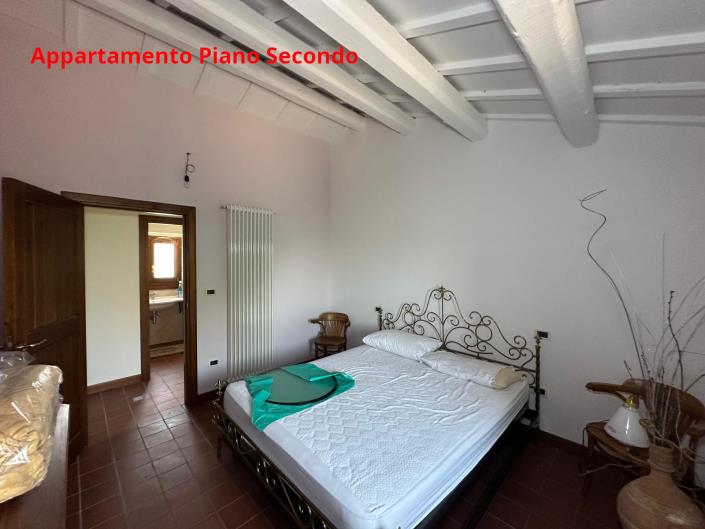 Image No.57-4 Bed Property for sale