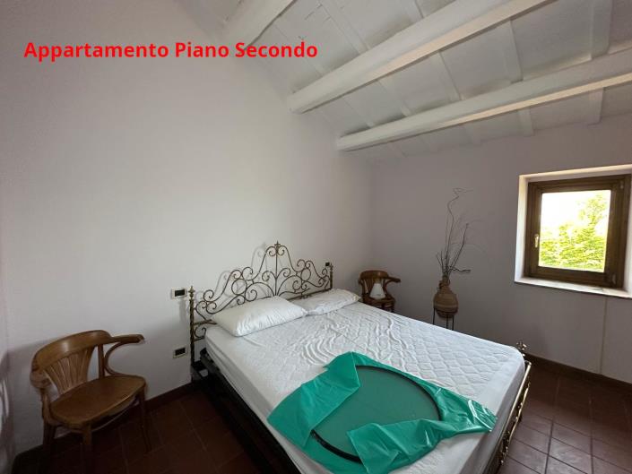 Image No.58-4 Bed Property for sale