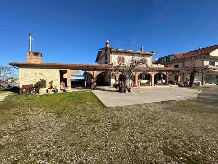 Image No.4-Villa de 5 chambres à vendre à Ortona