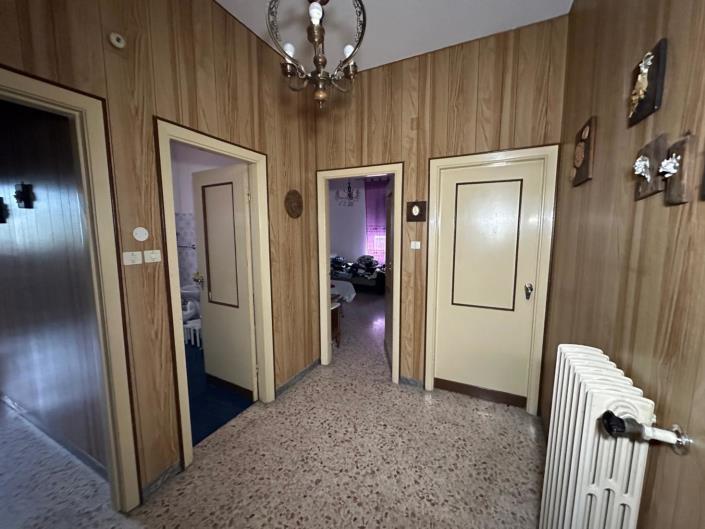 Image No.14-3 Bed Apartment for sale
