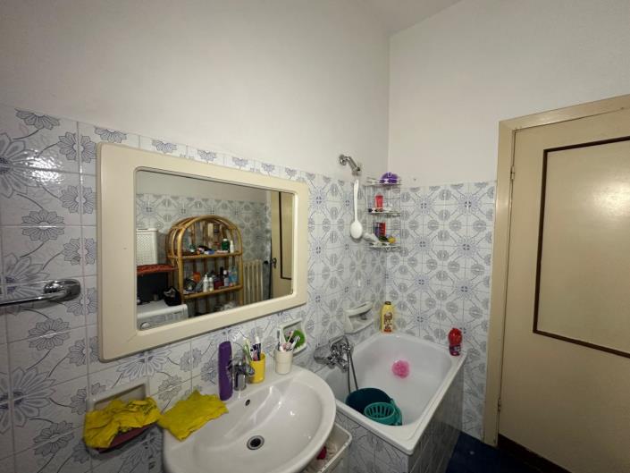 Image No.29-3 Bed Apartment for sale