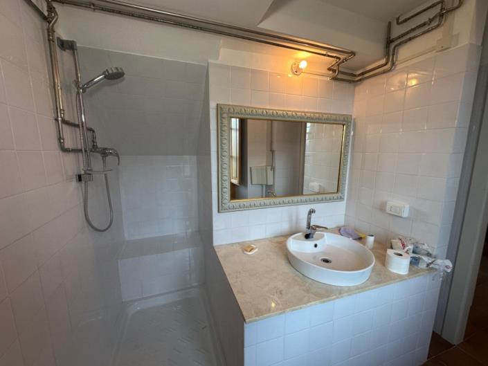 Image No.25-3 Bed Property for sale