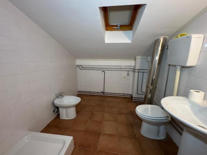 Image No.32-3 Bed Property for sale