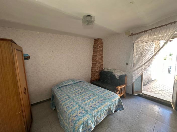 Image No.29-4 Bed Property for sale