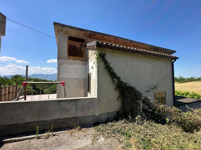 Image No.5-2 Bed Property for sale