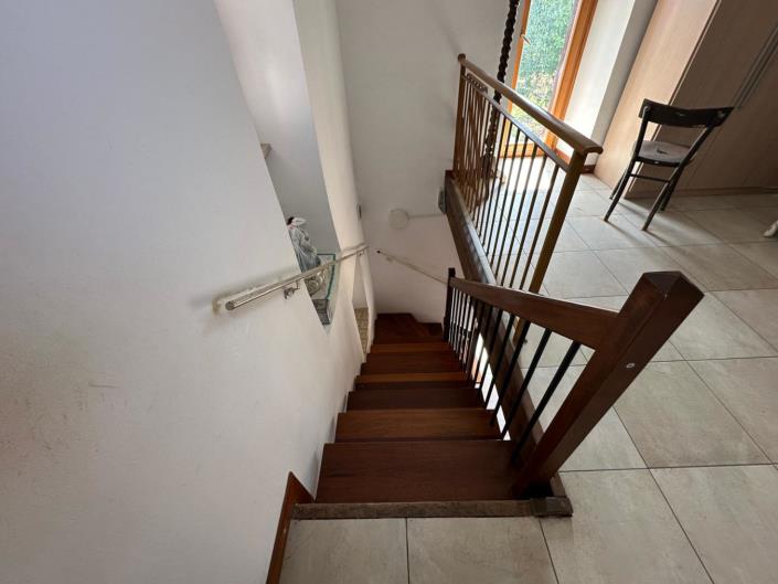 Image No.10-2 Bed House for sale