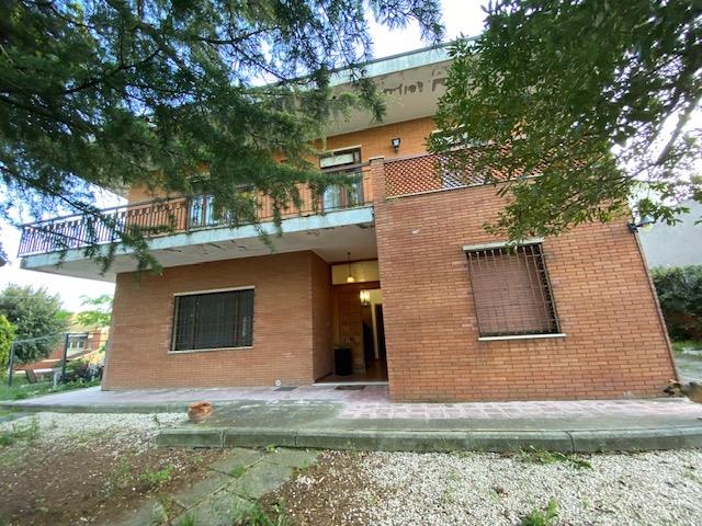 Image No.2-6 Bed House/Villa for sale