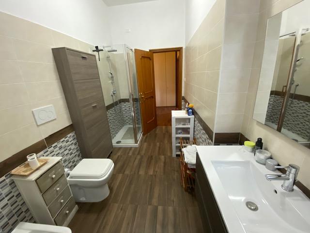 Image No.31-6 Bed House/Villa for sale