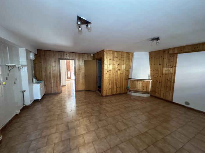 Image No.28-3 Bed Townhouse for sale