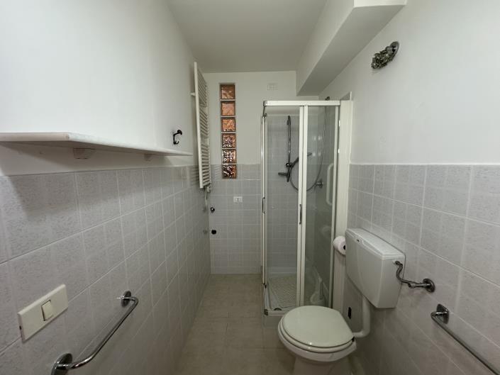Image No.30-3 Bed Townhouse for sale