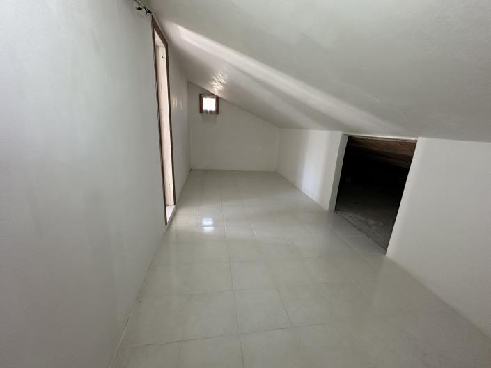 Image No.33-3 Bed Townhouse for sale