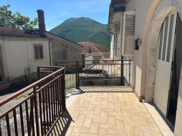 1 - Molina Aterno, Propriété
