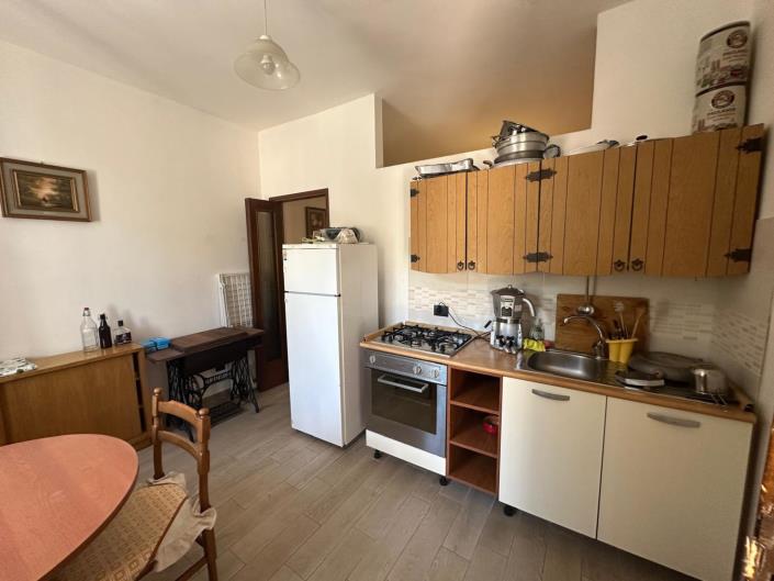 Image No.10-Propriété de 4 chambres à vendre