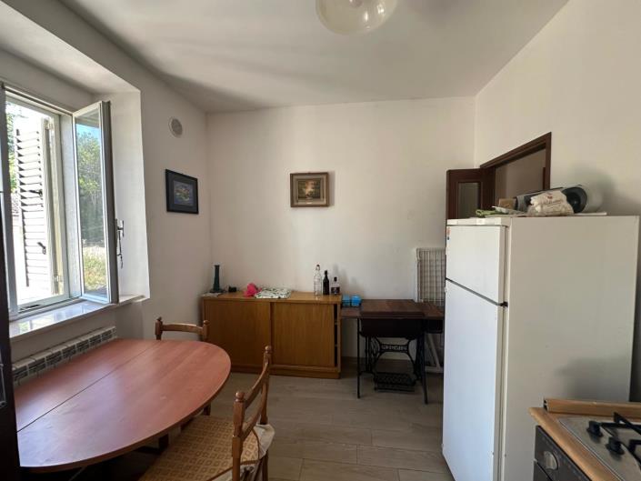 Image No.11-Propriété de 4 chambres à vendre