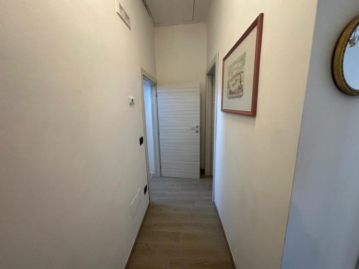 Image No.23-Propriété de 4 chambres à vendre
