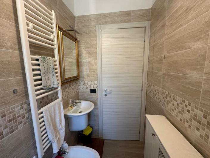 Image No.27-Propriété de 4 chambres à vendre