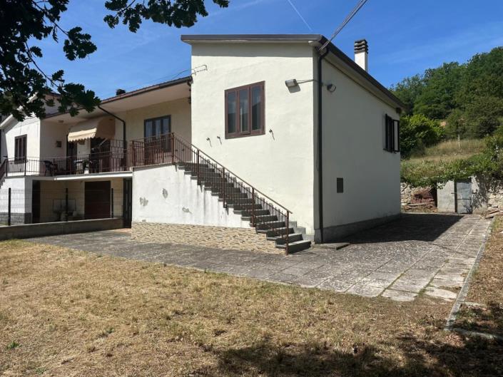 Image No.4-2 Bed Townhouse for sale