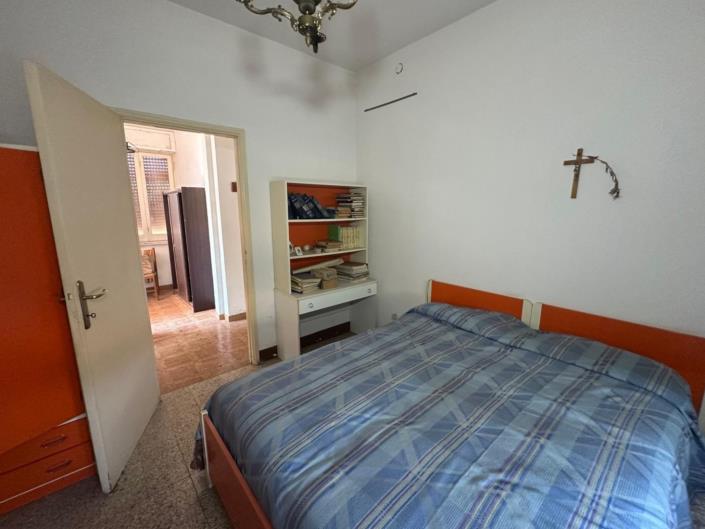 Image No.17-2 Bed Villa / Detached for sale
