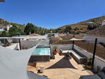 1353-village-house-for-sale-in-vinuela-53986-