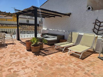 1353-village-house-for-sale-in-vinuela-54014-