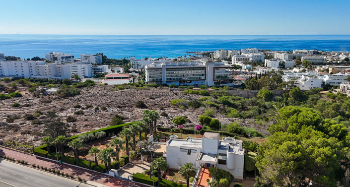 Image No.2-Villa de 3 chambres à vendre à Ayia Napa