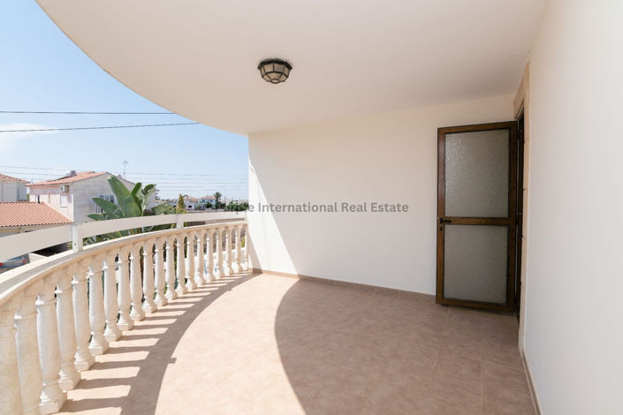 Image No.24-3 Bed Villa for sale