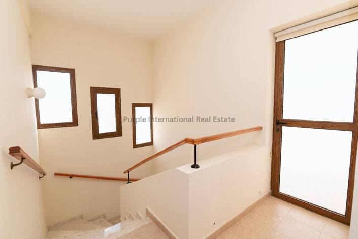 Image No.25-3 Bed Villa for sale