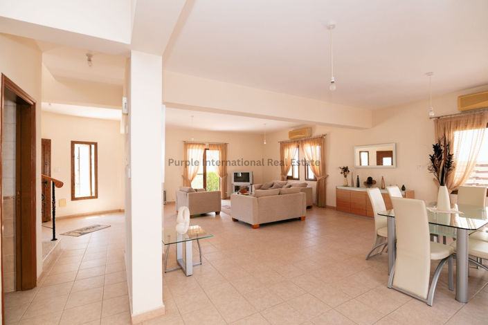Image No.34-3 Bed Villa for sale