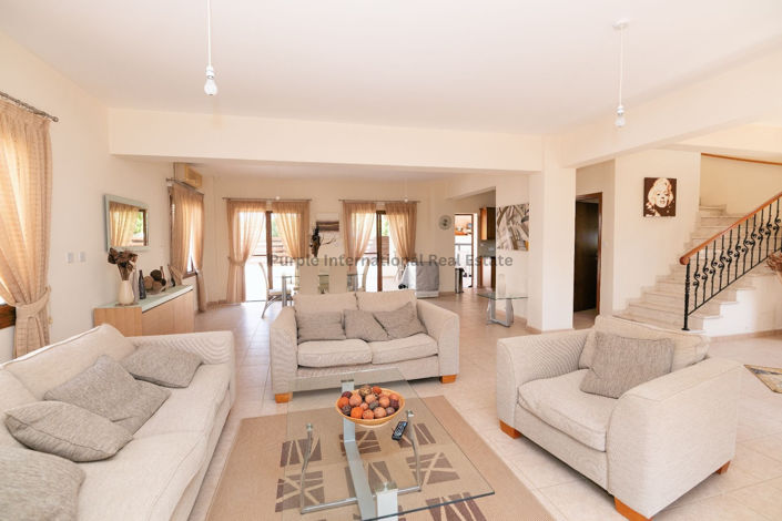 Image No.39-3 Bed Villa for sale