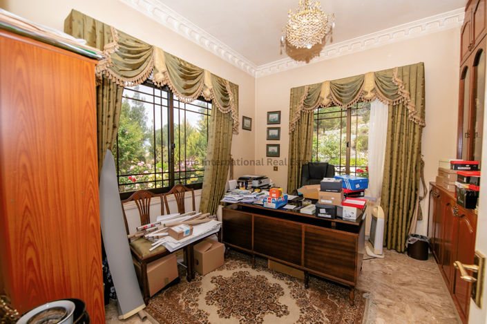Image No.11-5 Bed Villa for sale