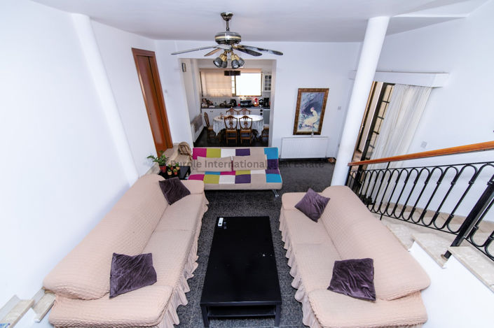 Image No.20-7 Bed Villa for sale