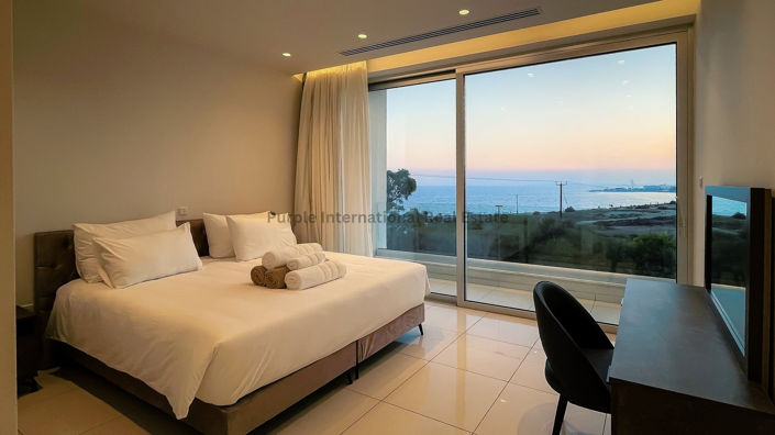 Image No.15-3 Bed Villa for sale