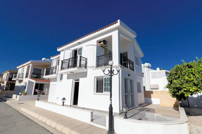 1 - Larnaca, Villa