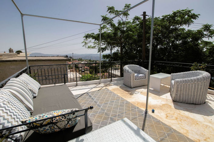 Image No.5-2 Bed House for sale