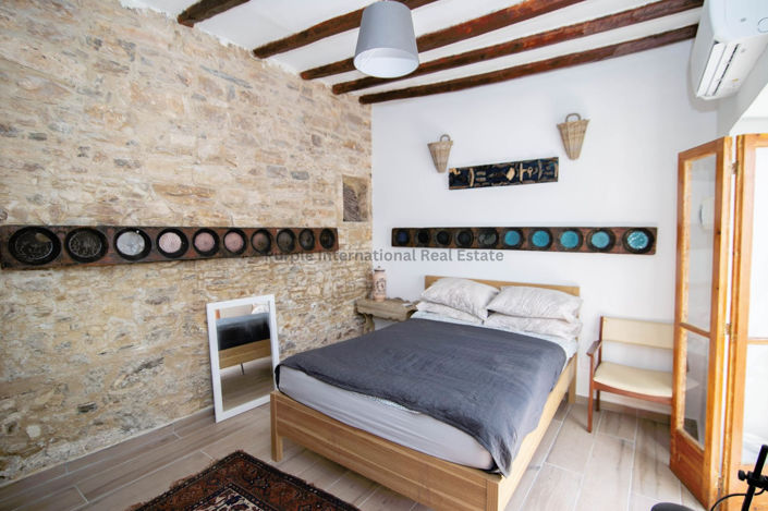Image No.8-2 Bed House for sale