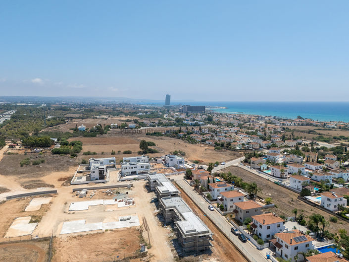 Image No.8-4 Bed Villa for sale