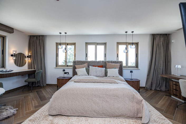 Image No.26-2 Bed Apartment for sale