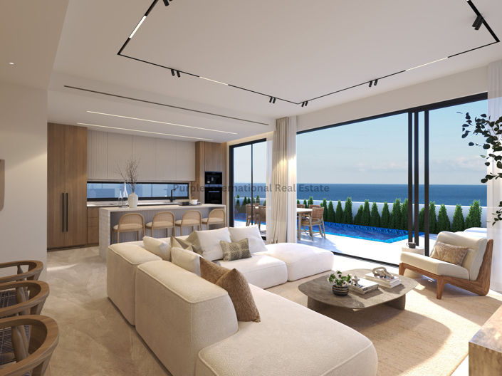 Image No.2-5 Bed Villa for sale