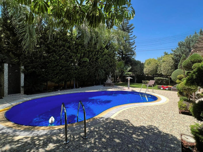 Image No.2-4 Bed Villa for sale