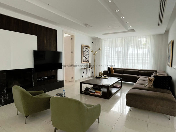 Image No.3-5 Bed Villa for sale